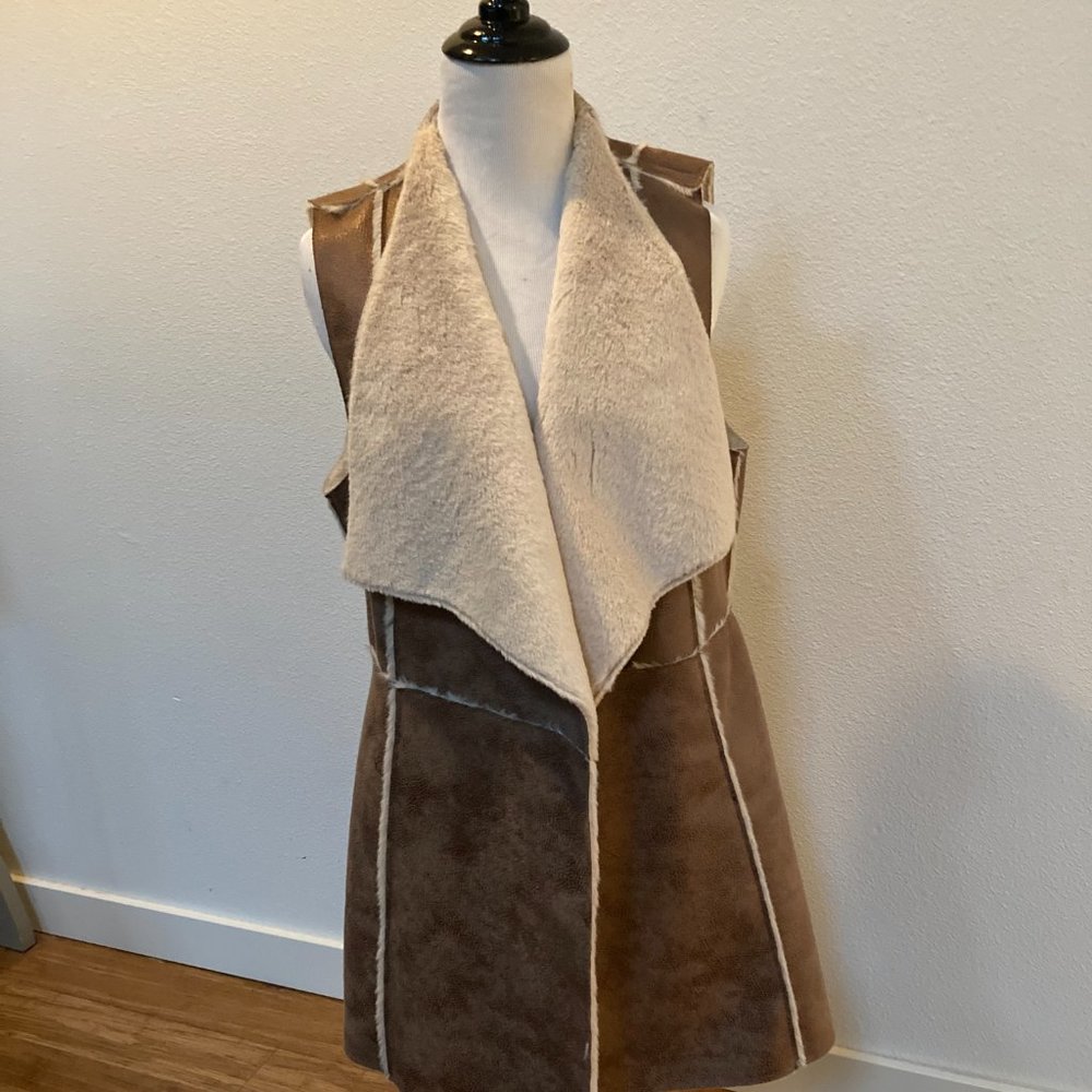 Knox Rose Faux Fur & Faux Sued Vest, Women's M